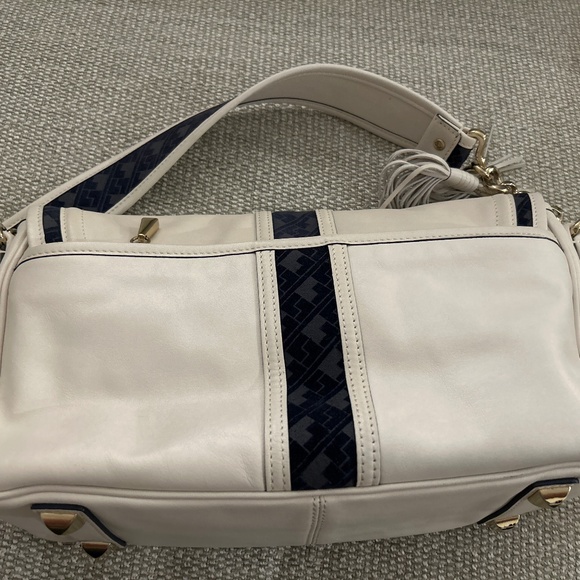 L.A.M.B white leather and navy handbag - Picture 3 of 7